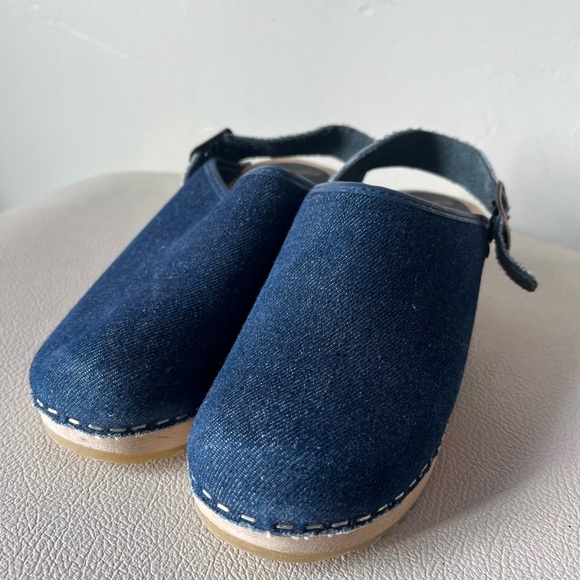 Cape Clogs Made in Sweden Denim and Wood Clogs Girls Size 30 - Picture 2 of 10